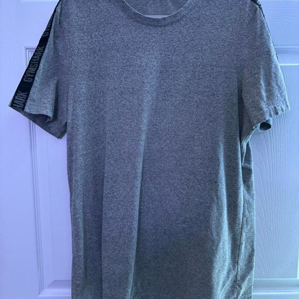 men's gymshark‎ shirt